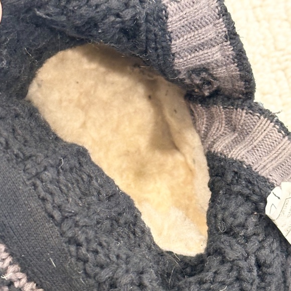 Ugg | Leland Cable Knit Fold Over Boots Y2K | Black | 6 - Picture 6 of 12